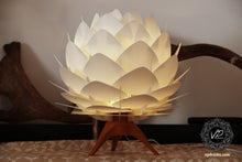 Lotus table lamp